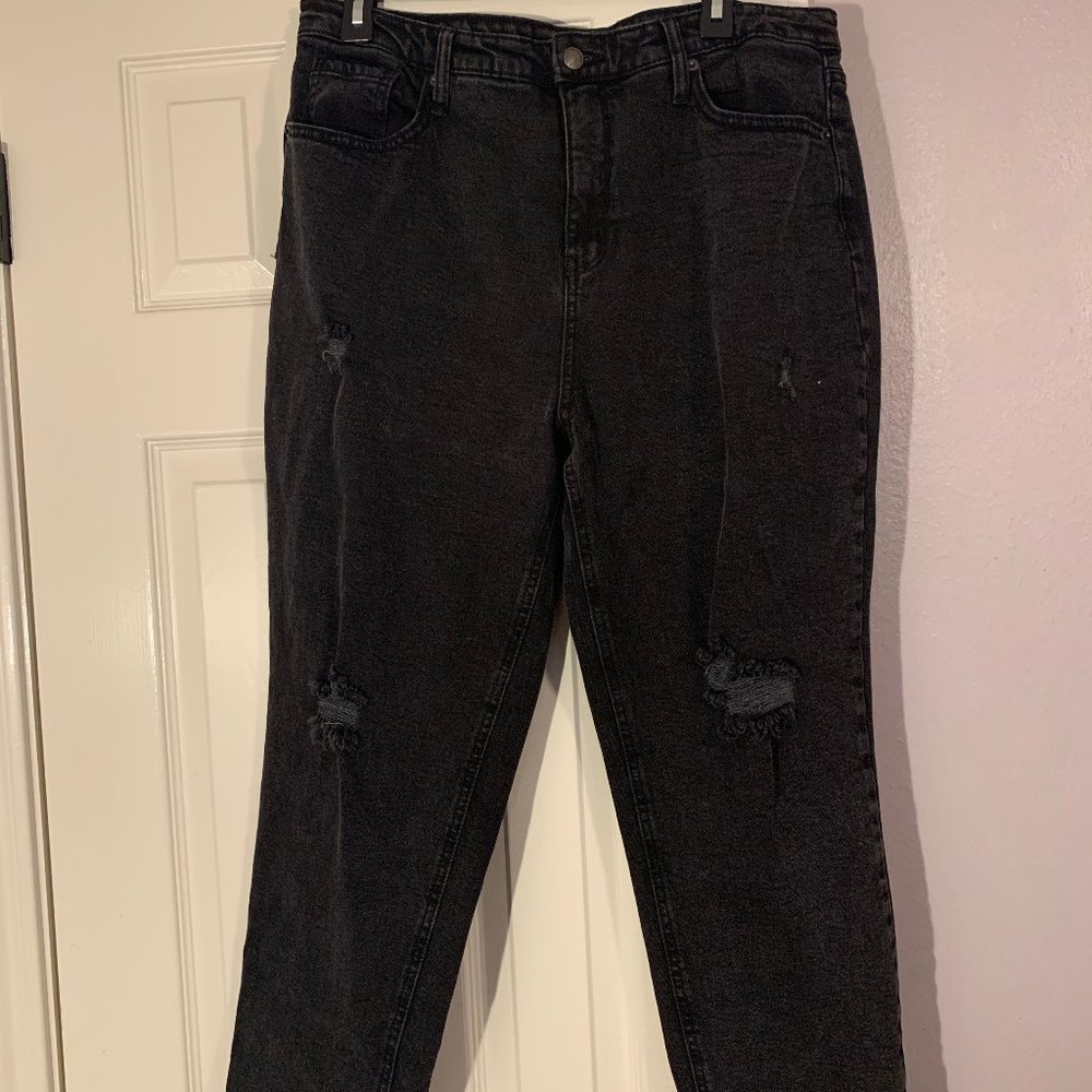 Black Mom Jeans